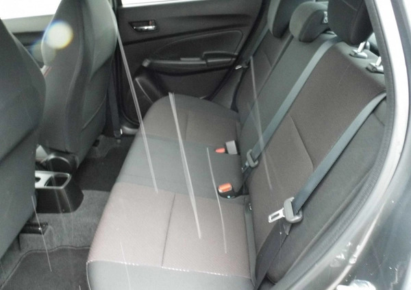Suzuki Swift cena 63900 przebieg: 65000, rok produkcji 2019 z Łódź małe 79